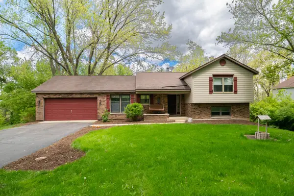 3516 Kings Lair Drive, Spring Grove, IL 60081