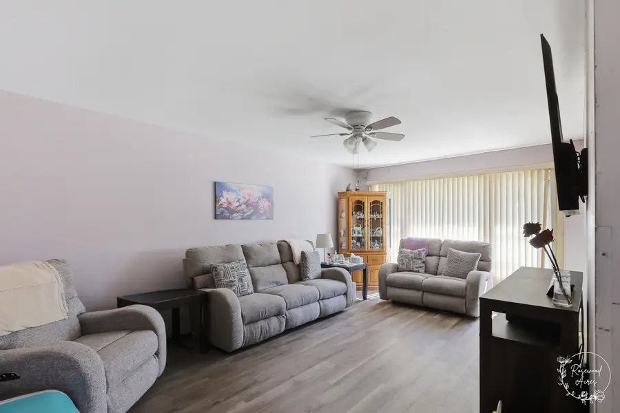 244 S Circle Drive, Addison, IL 60101 - #3