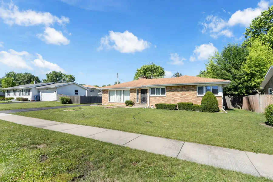 508 N Metropolitan Avenue, Waukegan, IL 60085 - #2