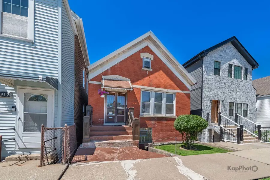 2910 S Quinn Street, Chicago, IL 60608 - #2