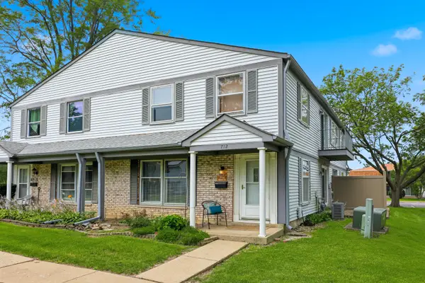 712 Shaw Court, Schaumburg, IL 60194