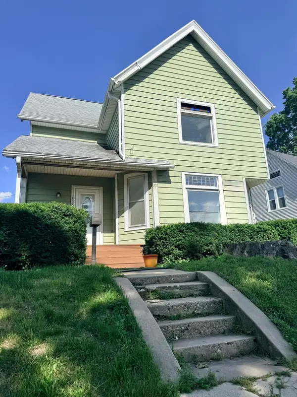 420 College Avenue, Dixon, IL 61021