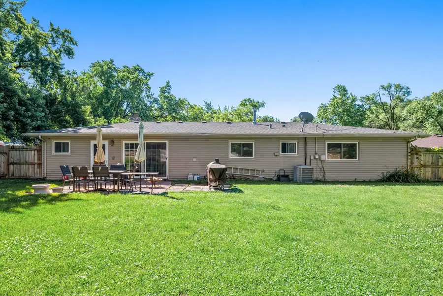 11 Scarsdale Road, Montgomery, IL 60538 - #2