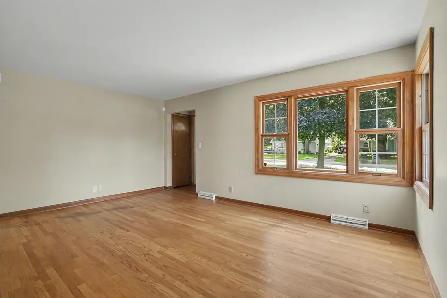 214 Pearl Street, Cary, IL 60013 - #3