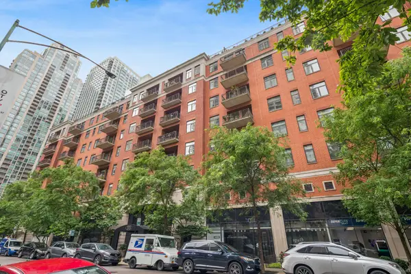 33 W Huron Street #606, Chicago, IL 60654