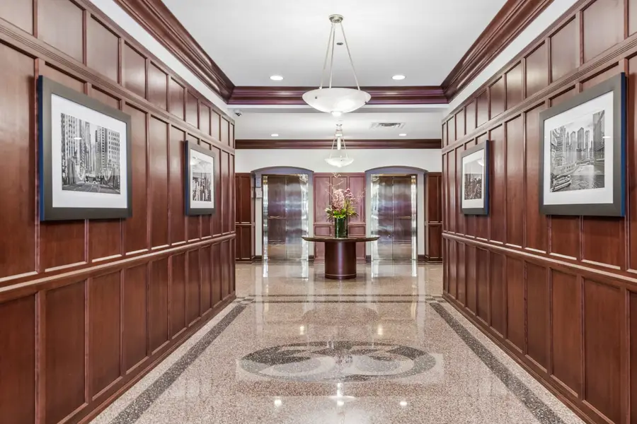 33 W Huron Street #606, Chicago, IL 60654 - #3