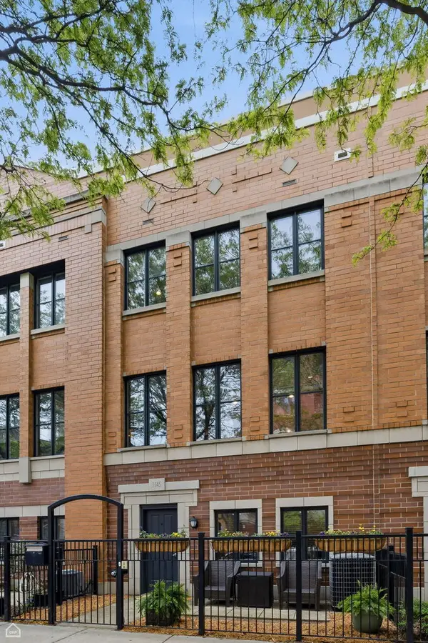 1145 W Monroe Street, Chicago, IL 60607
