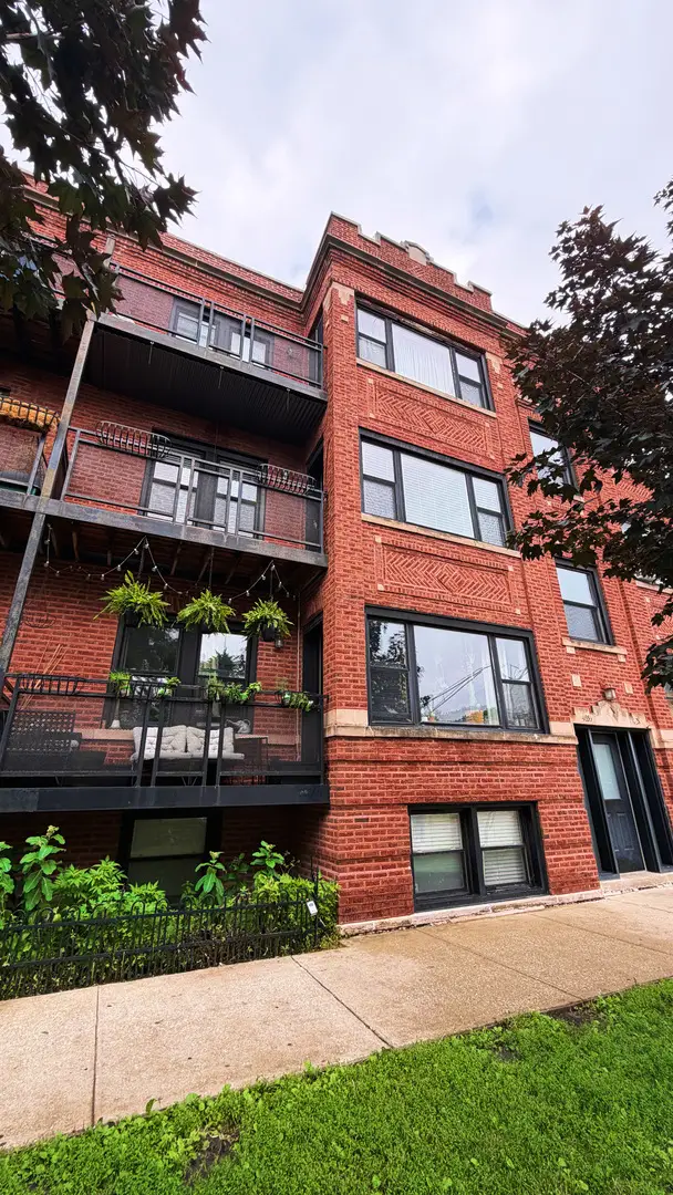 4655 N Spaulding Avenue #2, Chicago, IL 60625 - #1