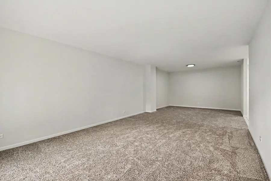 6935 N Milwaukee Avenue #204, Niles, IL 60714 - #3