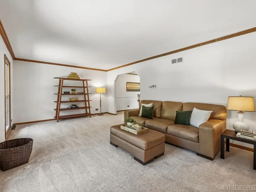 43W683 Hawkeye Drive, Elburn, IL 60119 - #3