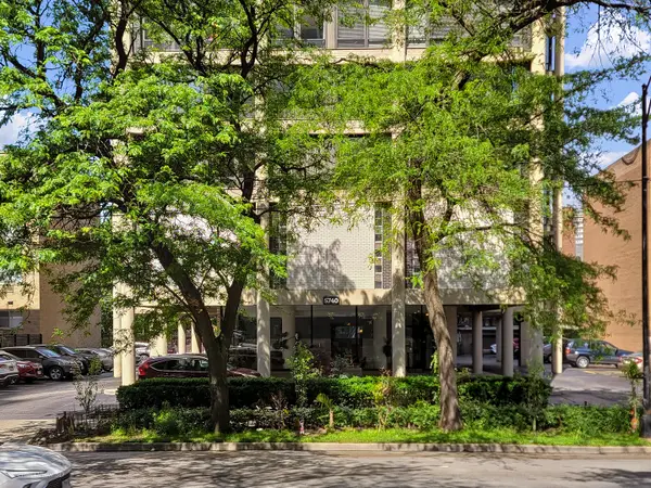 5740 N Sheridan Road #15E, Chicago, IL 60660
