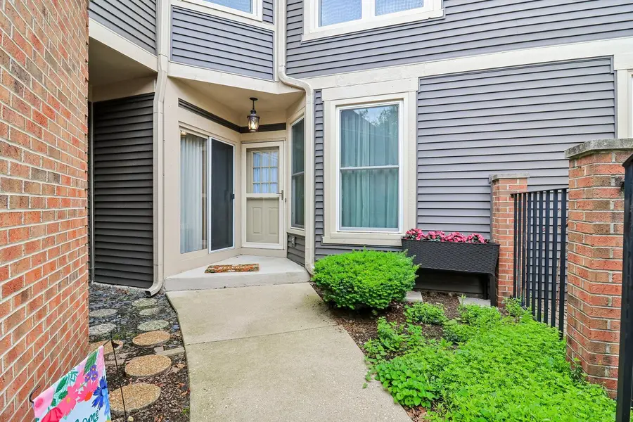 955 Heathrow Lane, Naperville, IL 60540 - #2
