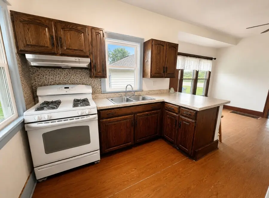 3218 Locust Street W, Davenport, IA 52084 - #3