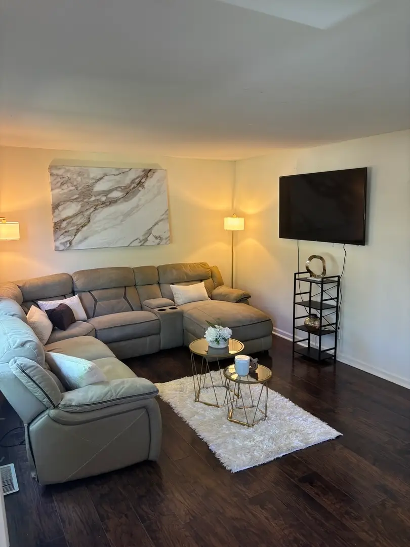 111 Greentree Court, Bolingbrook, IL 60440 - #3