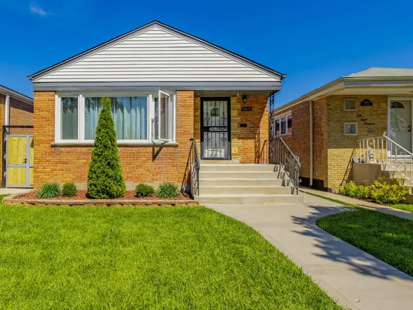 5817 S Mulligan Avenue, Chicago, IL 60638