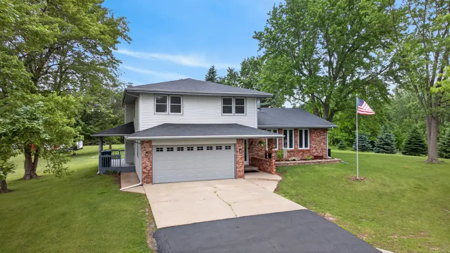 7144 N Crestview Road, Stillman Valley, IL 61084 - #2