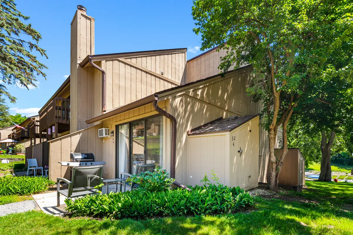 32 Montego Colony #4, Fox Lake, IL 60020 - #1