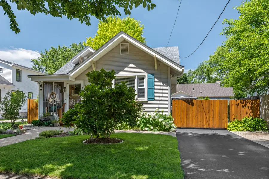 127 N Mallory Avenue, Batavia, IL 60510 - #3