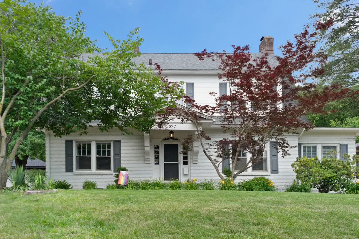 327 Mcclellan Boulevard, Davenport, IA 52803 - #1