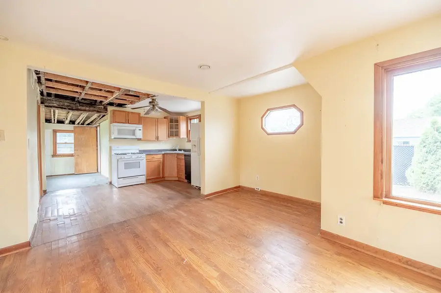 117 E Quincy Street, Westmont, IL 60559 - #2