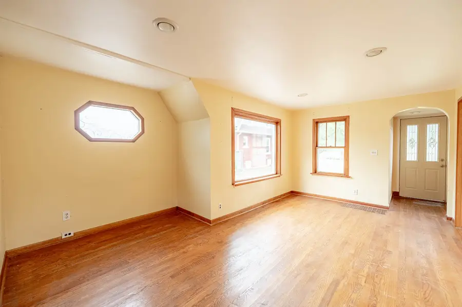 117 E Quincy Street, Westmont, IL 60559 - #3