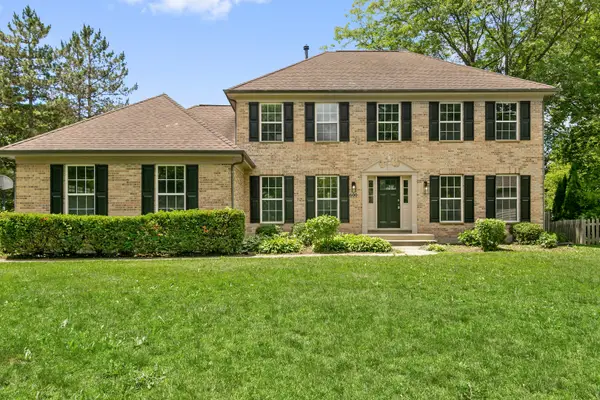 600 Brookstone Road, Grayslake, IL 60030