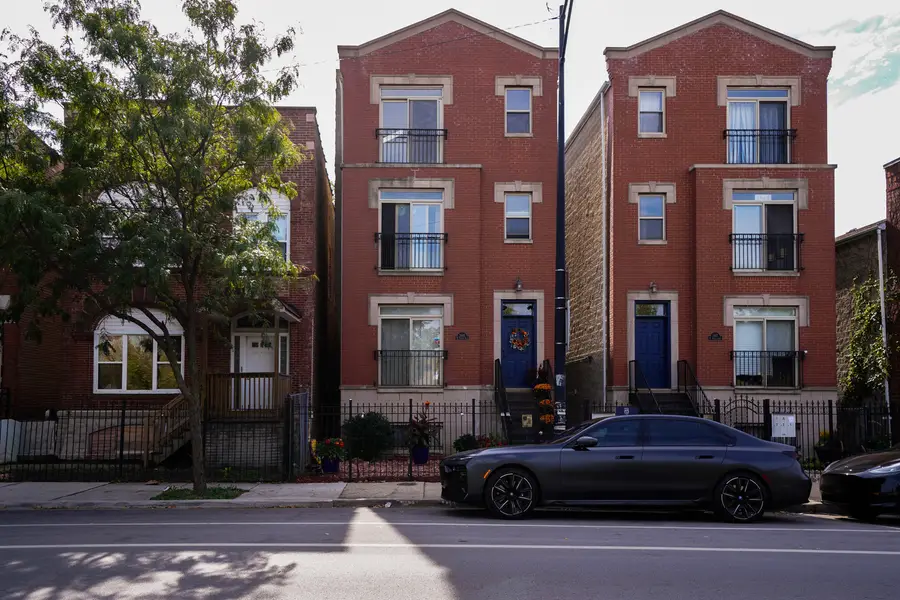 2665 W Warren Boulevard #3, Chicago, IL 60612 - #2