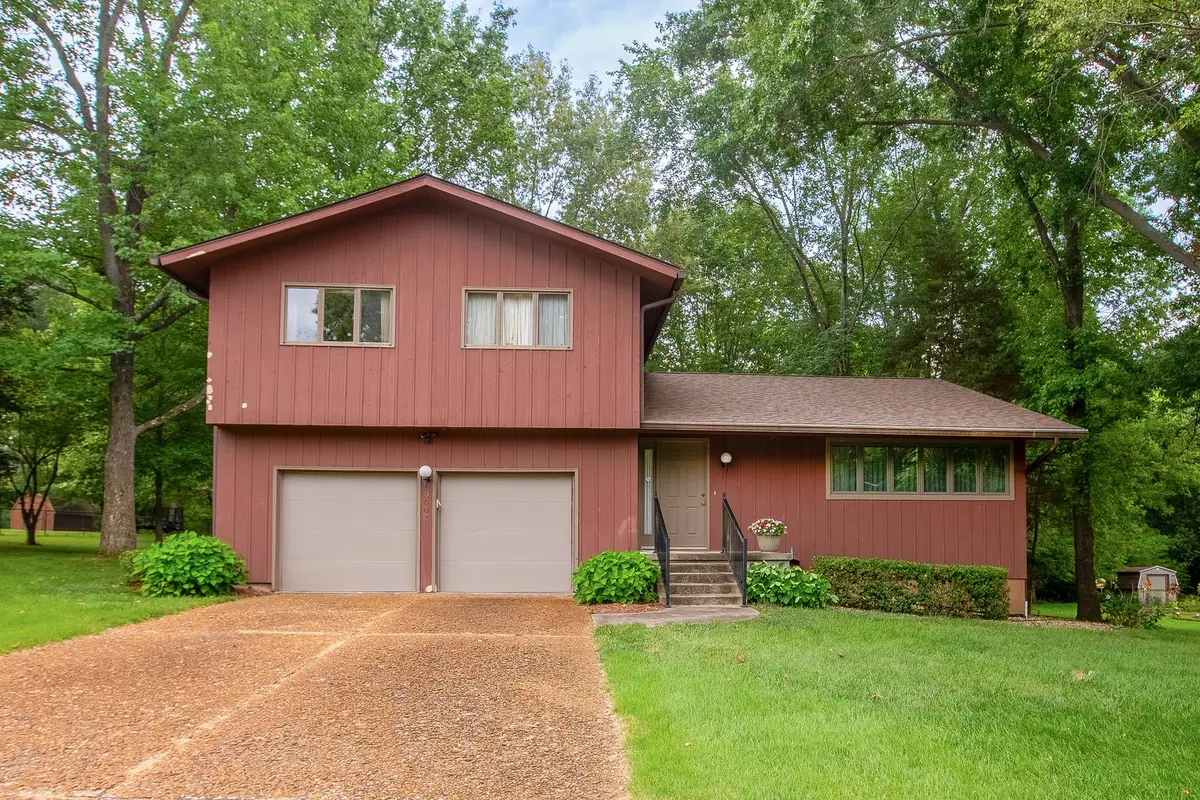 3007 W Kent Drive, Carbondale, IL 62901 - #1