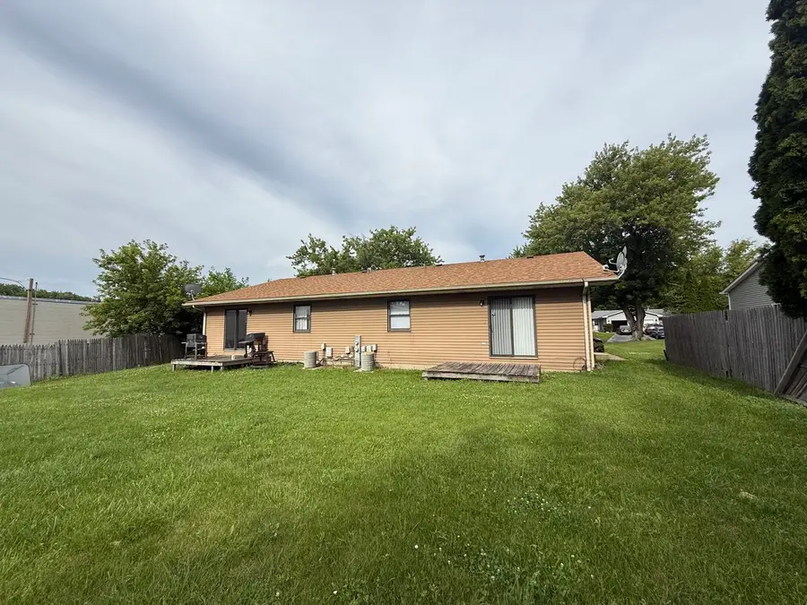 803 Pine Grove Avenue, Gurnee, IL 60031 - #3
