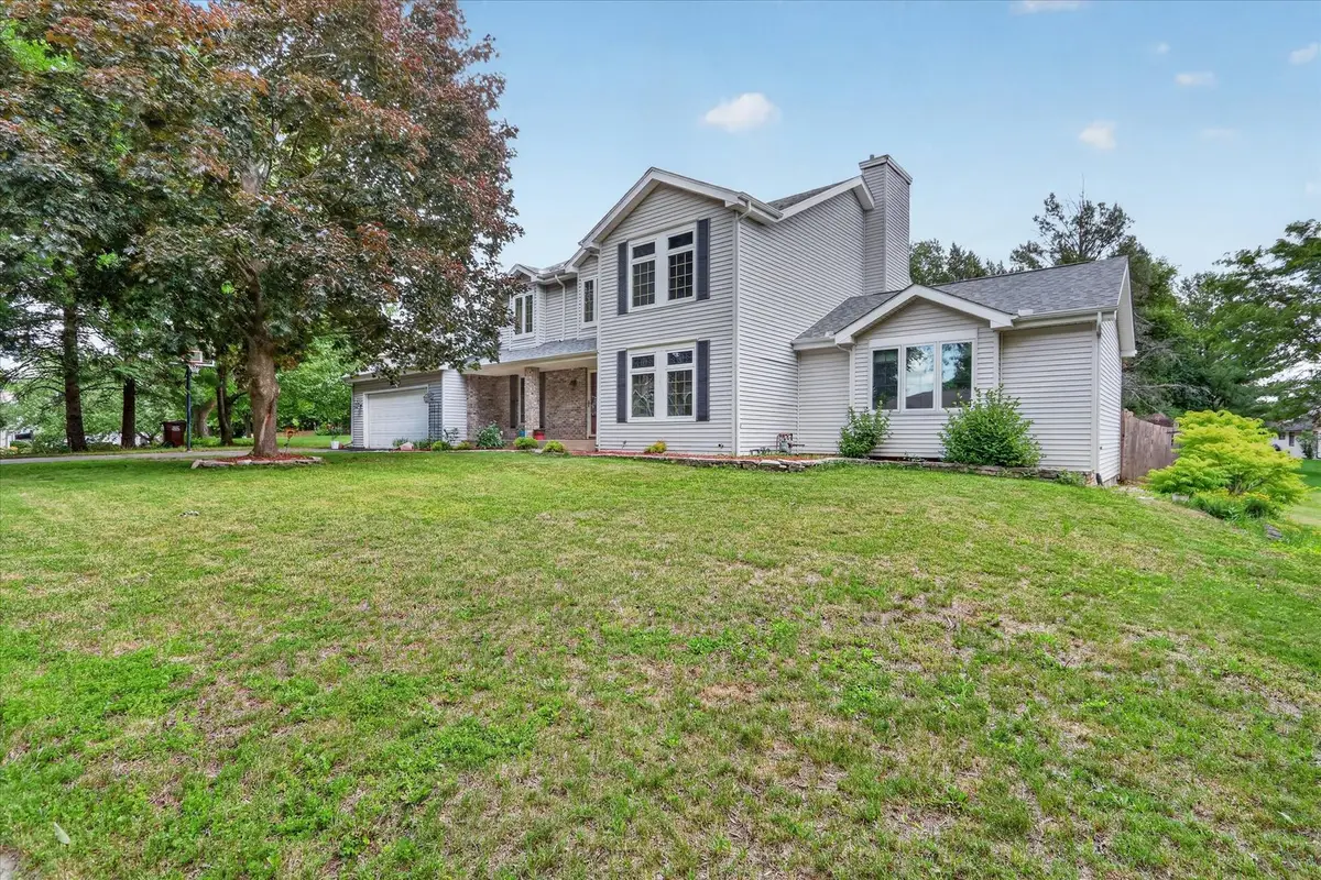 1585 Marshfield Drive, Rockford, IL 61107 - #1