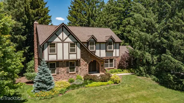 22W166 Mccarron Road, Glen Ellyn, IL 60137