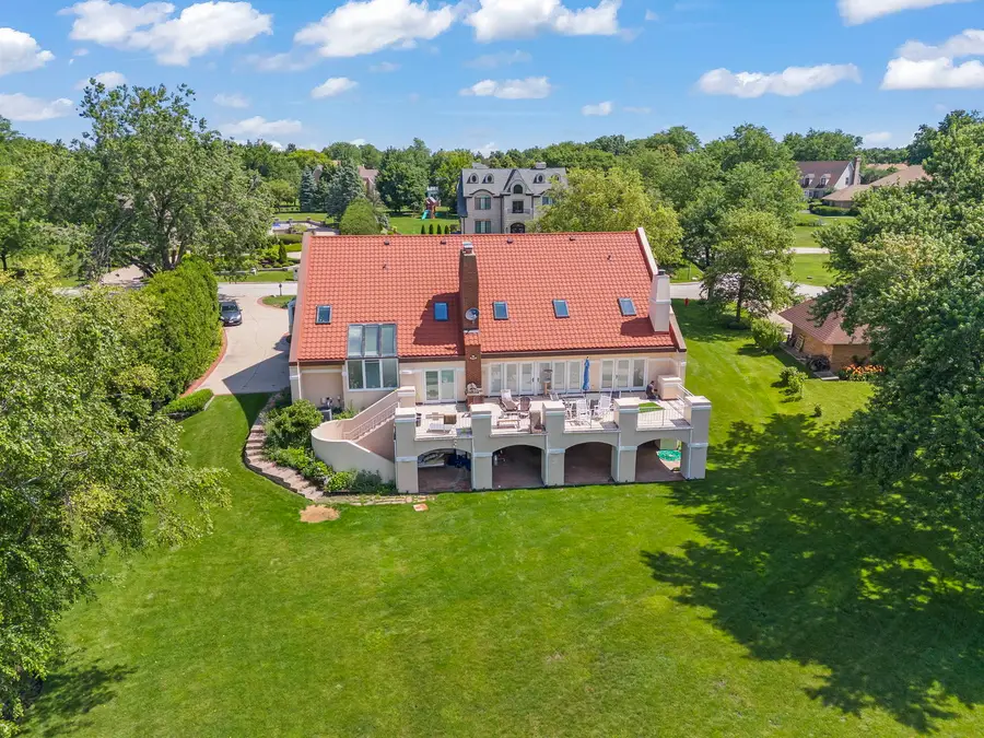 8170 Lake Ridge Drive, Burr Ridge, IL 60527 - #2