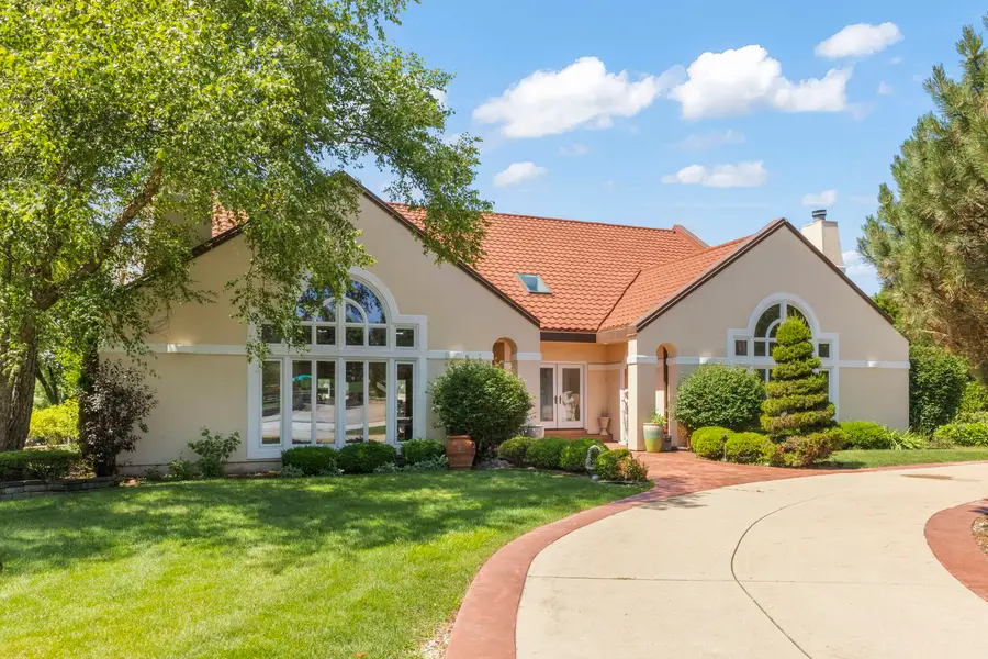 8170 Lake Ridge Drive, Burr Ridge, IL 60527 - #3