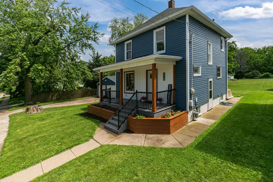 1720 28th Avenue, Moline, IL 61265 - #2