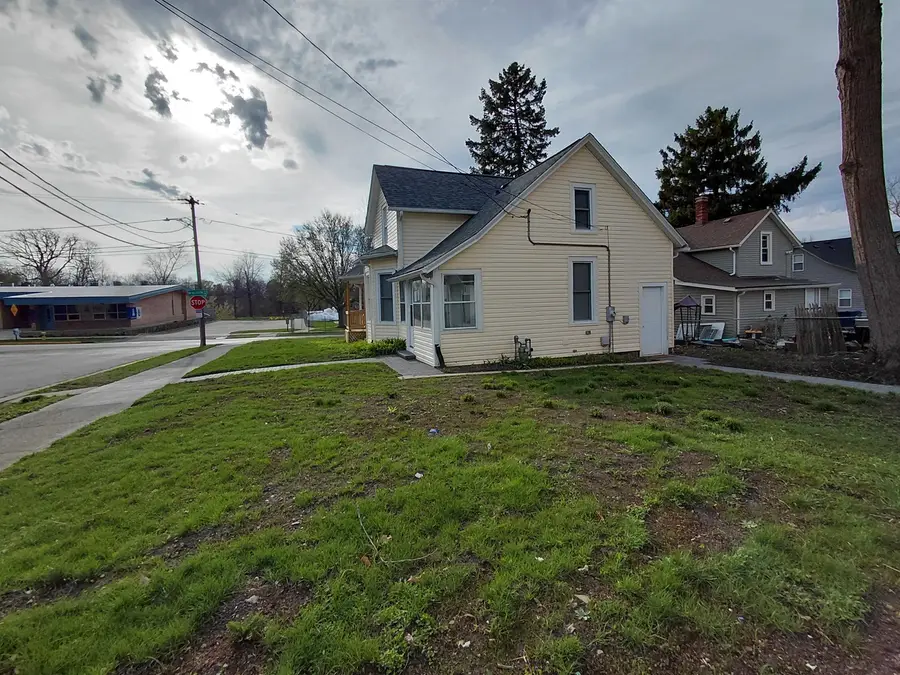 523 S Mcalister Avenue, Waukegan, IL 60085 - #2
