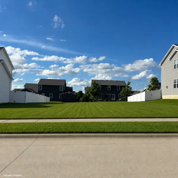 510 Wheatley Drive, Mahomet, IL 61853