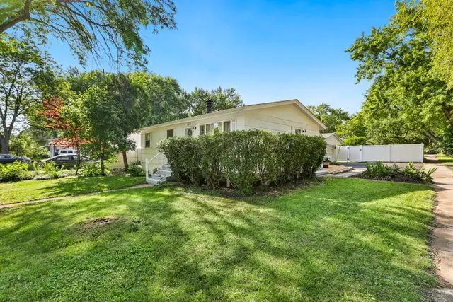 920 Fern Avenue, Saint Charles, IL 60174 - #2