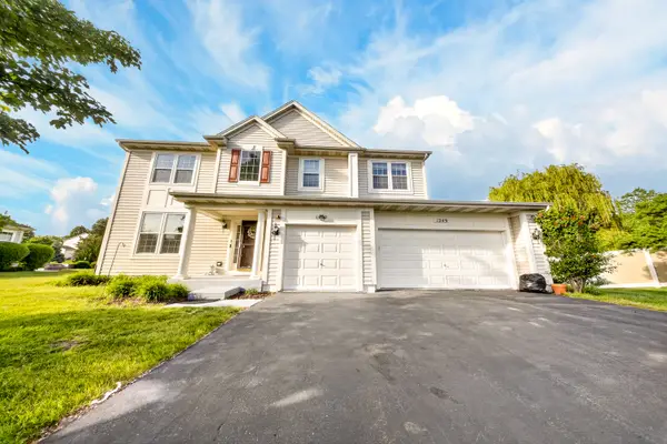 1249 Mallard Lane, Hoffman Estates, IL 60192