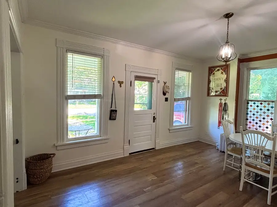 434 Cleveland Avenue, Batavia, IL 60510 - #2