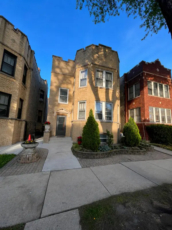 5725 N Artesian Avenue, Chicago, IL 60659