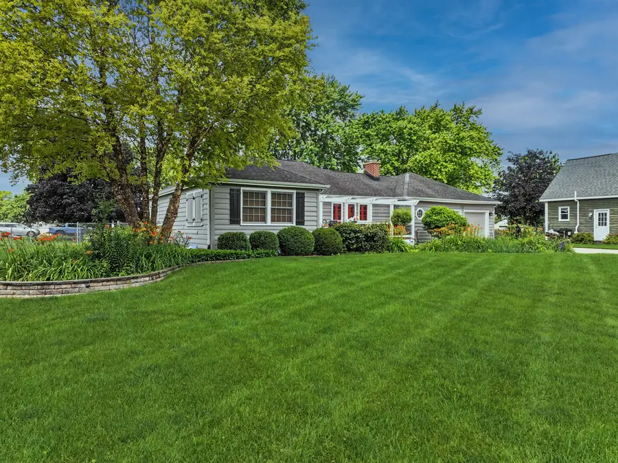 715 N Green Street, McHenry, IL 60050 - #2