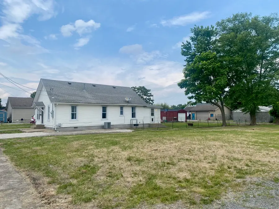 206 S Horn S, West Frankfort, IL 62896 - #3