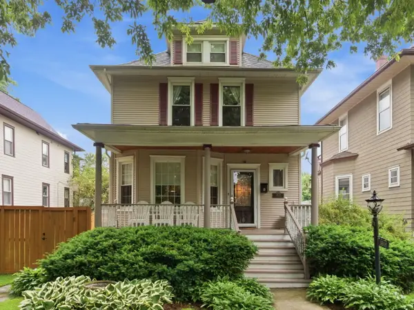 3808 N Ridgeway Avenue, Chicago, IL 60618