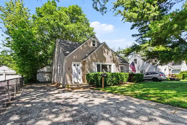 1424 Pine Grove Avenue, Round Lake Beach, IL 60073