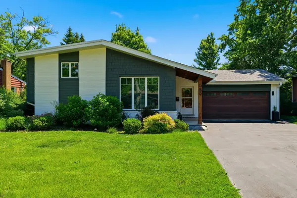 Address Withheld By Seller, Deerfield, IL 60015