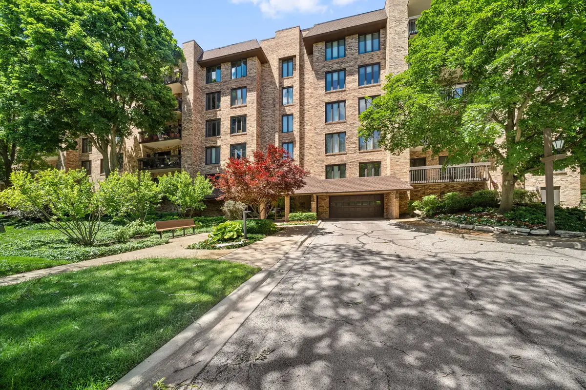 3810 Mission Hills Road #401, Northbrook, IL 60062 - #1