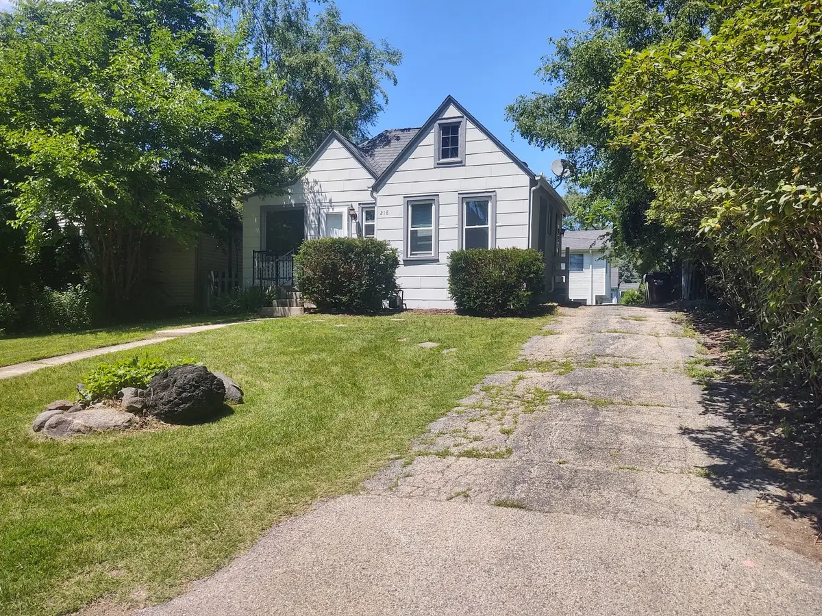218 Southern Terrace, Island Lake, IL 60042 - #1