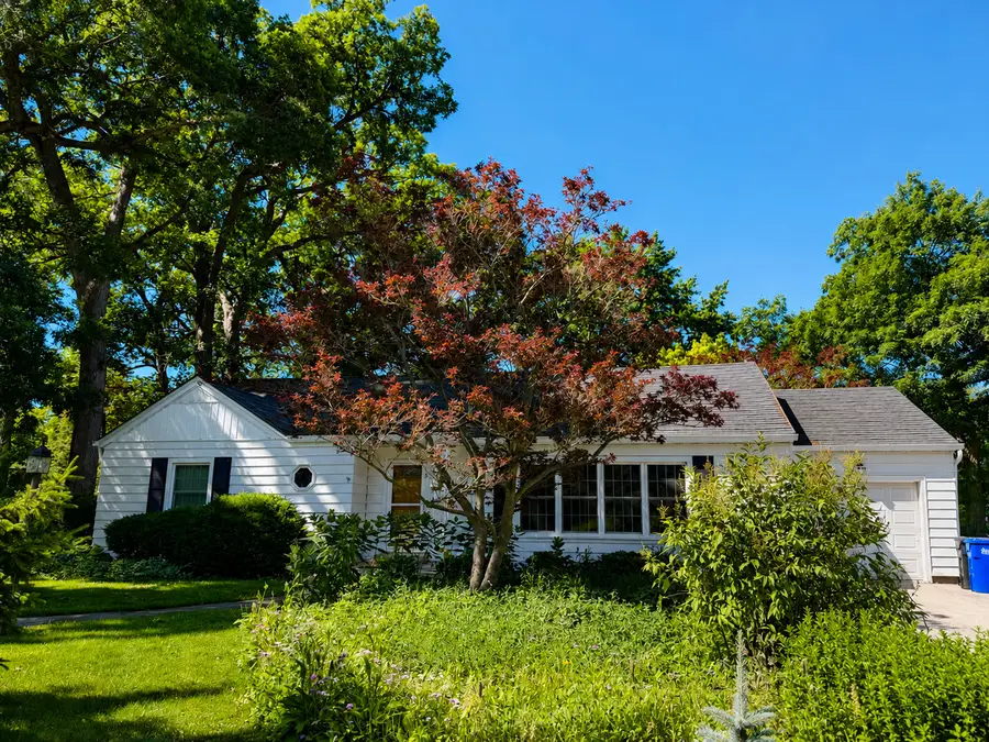 809 Woodlawn Drive, Dekalb, IL 60115 - #2
