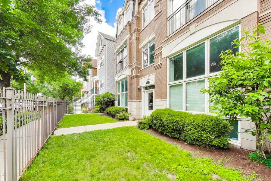 Address Withheld By Seller, Chicago, IL 60657 - #3