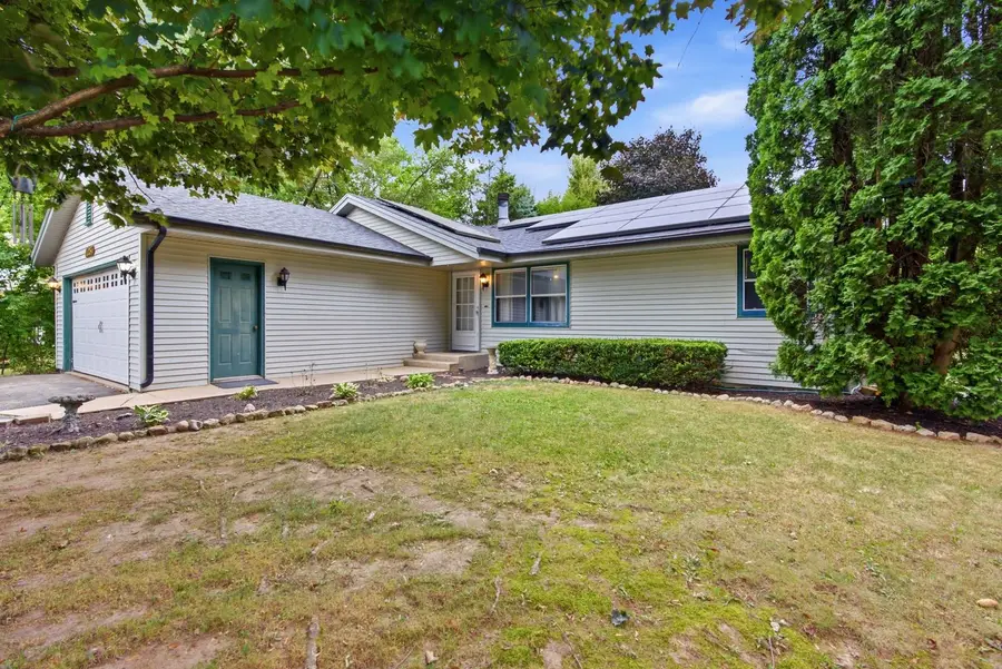 126 NE Queensbury Place Ne, Poplar Grove, IL 61065 - #2
